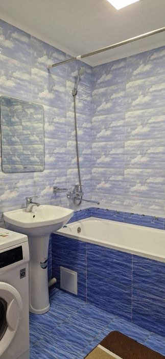 Здается квартира 3 комнатная со всеми удобствами