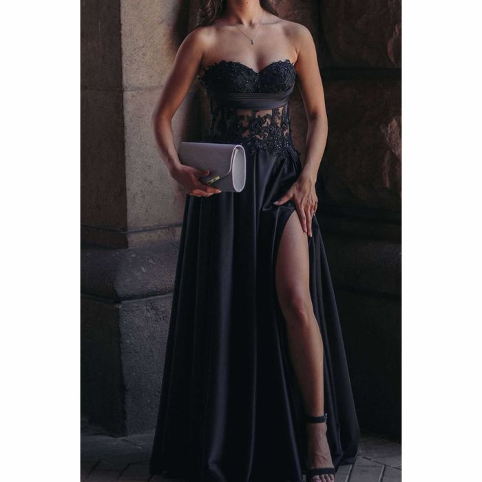 Абитуриентска дълга рокля. Вечерна. Бална. Официална. Черна. Корсет