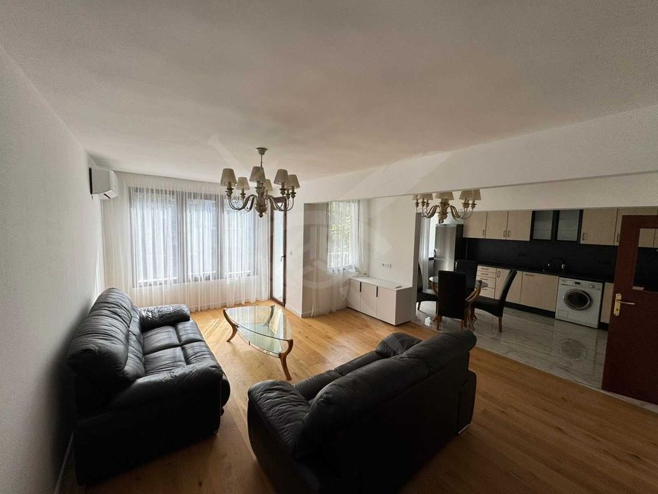 Тристаен апартамент във Възраждане 89545