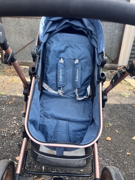 Продам прогулочную коляску 3 в 1