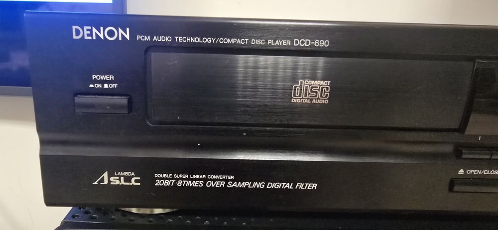 Denon DCD-690 – CD Player Hi-Fi clasic | Telecomandă originală | Made