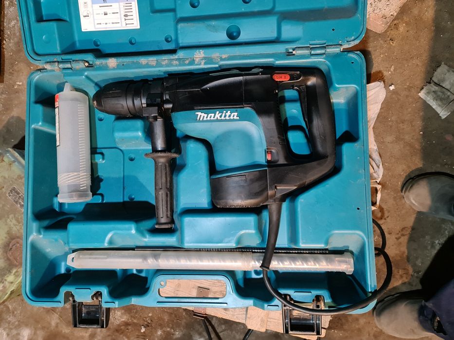 Перфоратор makita hr4001c