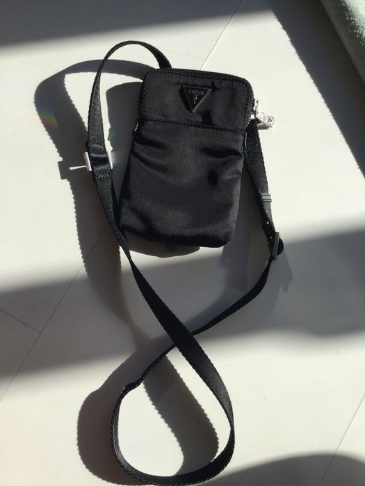 Чанта Guess диагонална
