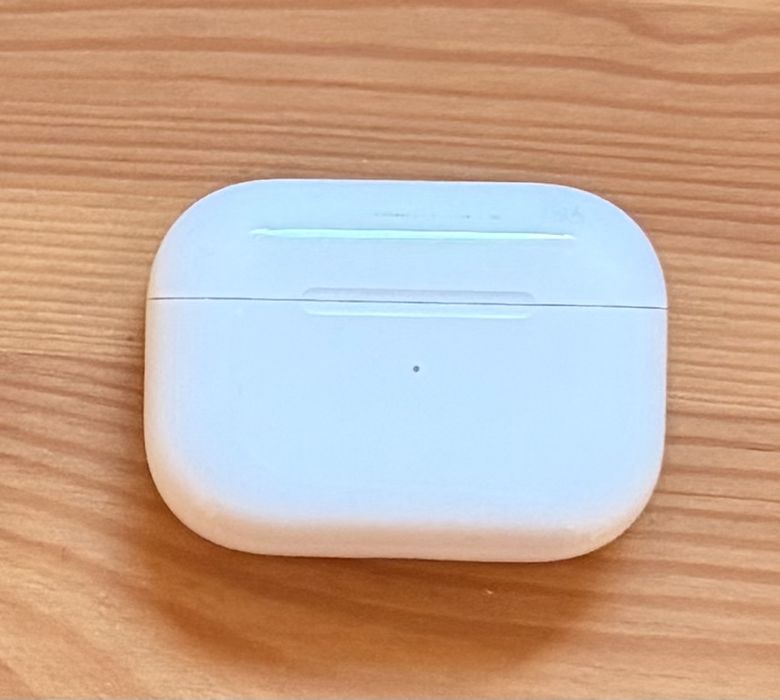 Apple AirPods Pro (2-ро поколение) с MagSafe кейс (USB-C)
