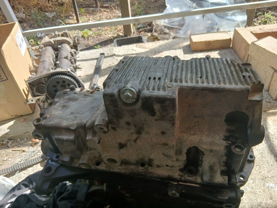 Vând sau schimb cu diverse chiulasa completa opel insignia 2.0 160 A20