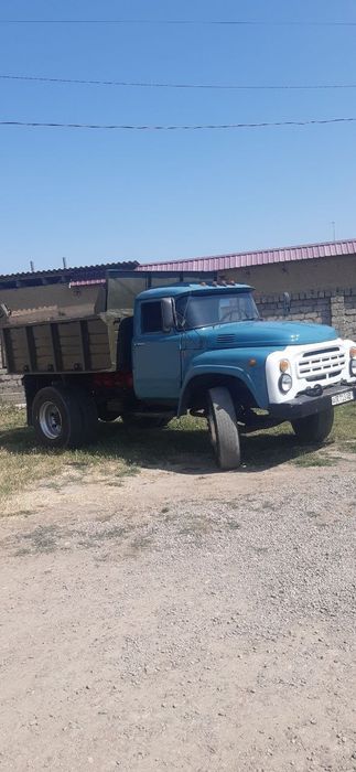 Zil sotiladi ishlab turgan