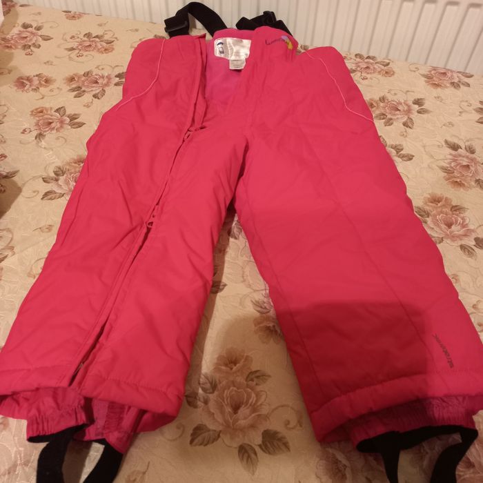 Vând 3 perechi pantaloni ski (schi) 1.5-3 ani