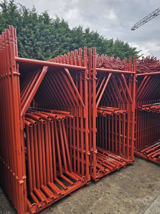 Schelă metalică de inchiriat- 7.5 lei/mp   București -Ilfov
