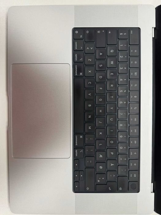 Apple MacBook Pro 16 M1 Max 64GB/2TB