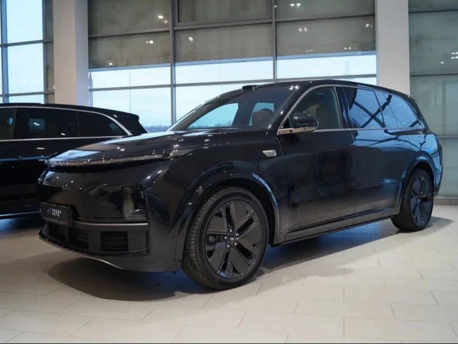 Продам Li 9 2025 рестайл август.