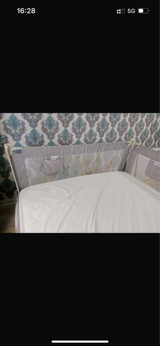 Продаю манеж-кровать