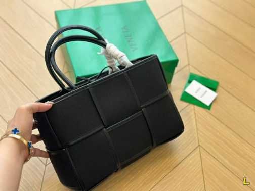 Geanta de mana dama Bottega Veneta  645-05