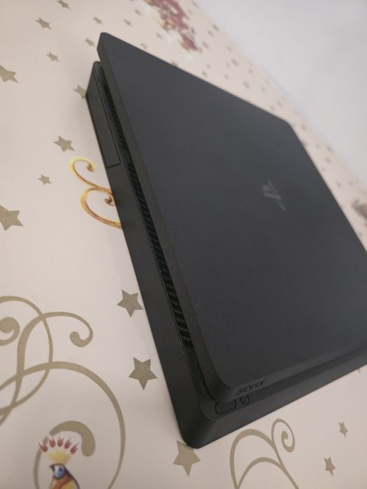 Consola Sony PlayStation 4 Slim 1TB