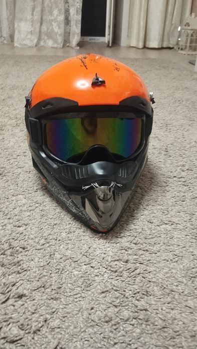 Продам шлем хороший