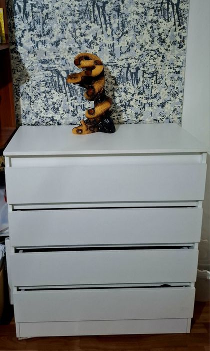 Отличный  комод продам