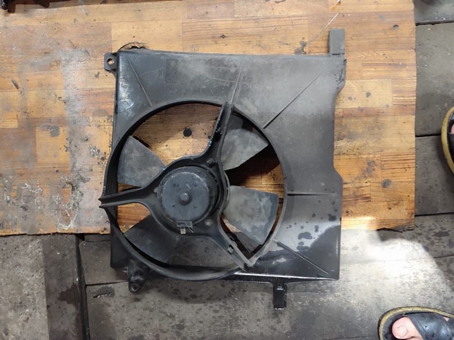 Вентилятор охлаждения двигателя Опель Аскона