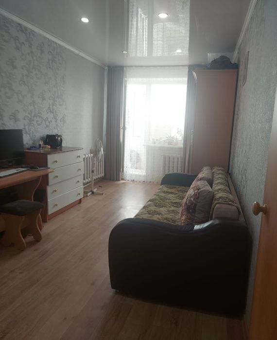 Продам 2кв  квартиру 6/6