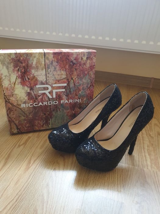 Обувки на ток