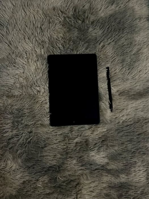 iPad gen 9 în stare foarte bună – gata de utilizare!