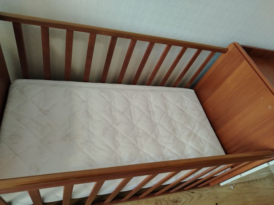 Продам детскую кровать