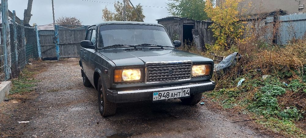 Продам ВАЗ 2107 инжектор