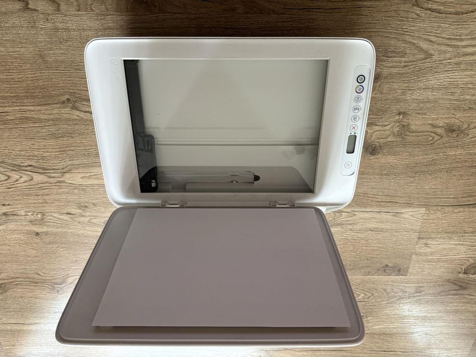 Принтер HP DeskJet 2620