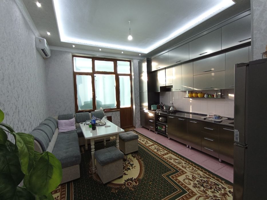 Уй сотилади 2 хонали