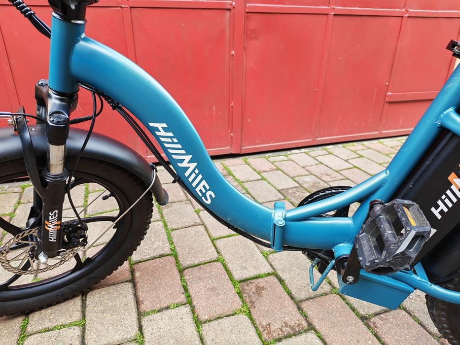 Bicicletă  electrică pliabilă