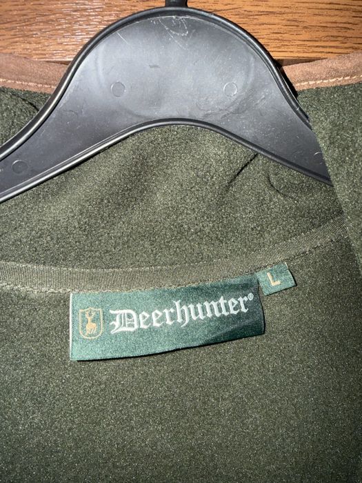 Елеци Deerhunter