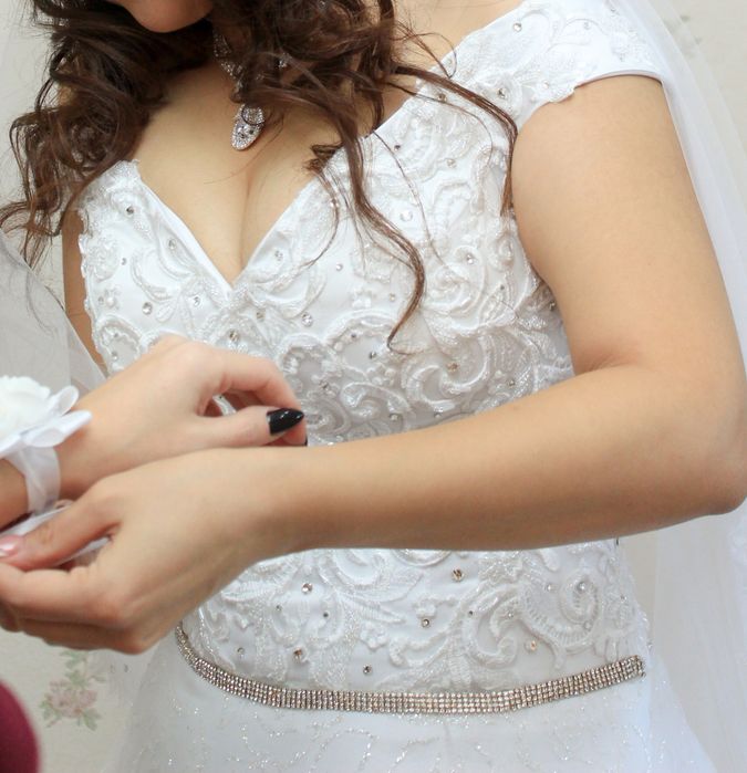 Шикарное свадебное платье