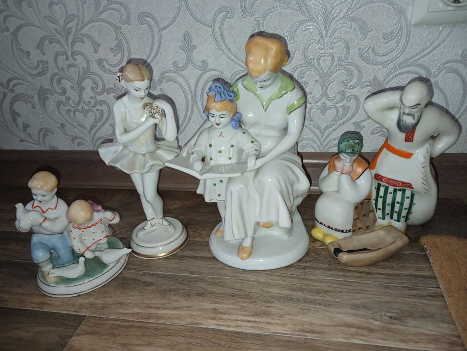Статуэтки времен СССР