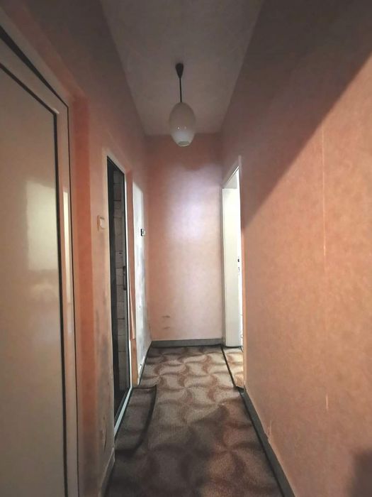 Панорамен, четиристаен тухлен апартамент в центъра