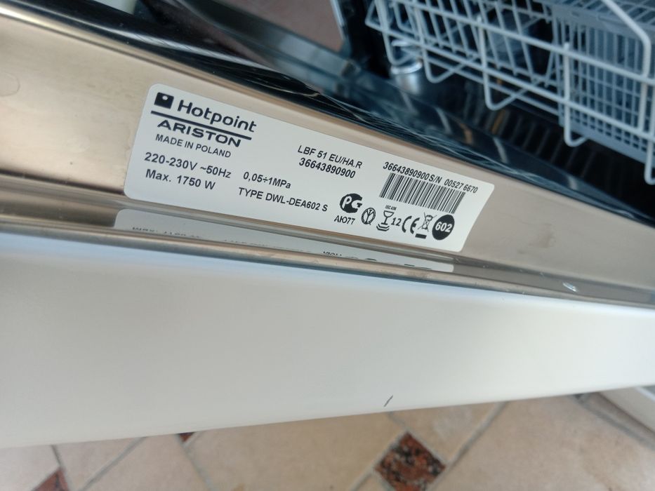Посудомоечная машина Hotpoint Ariston