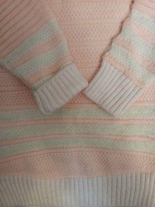 Новая кофта на 7-9 лет