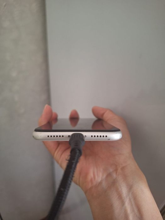 İPhone 11 белый