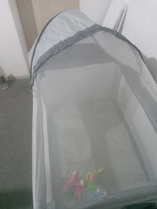 Продам манеж кровать