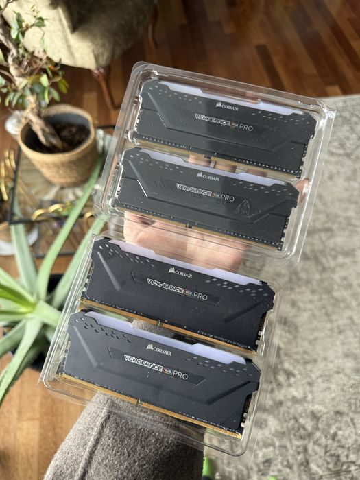 RAM Corsair Vengeance PRO 32 GB ( 4 x 8 GB)
