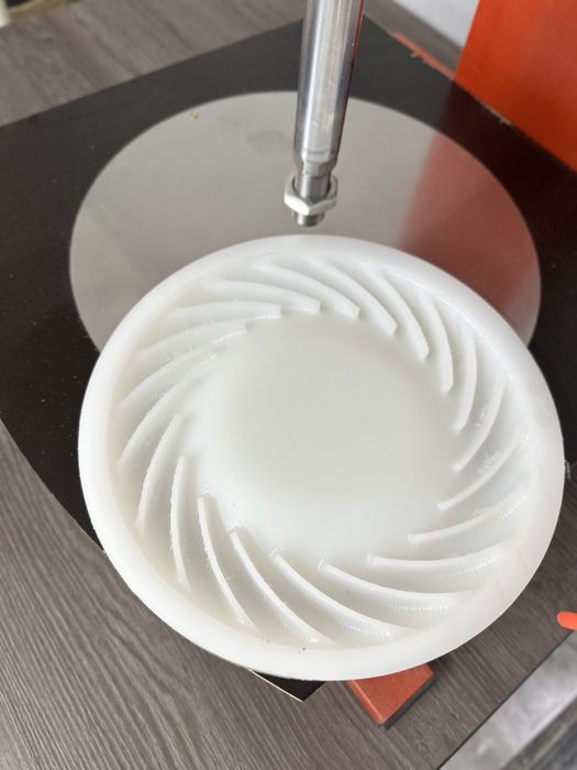 Қыз күйген аяқтарымен жыныс мүшесін сипады (3gp видео)