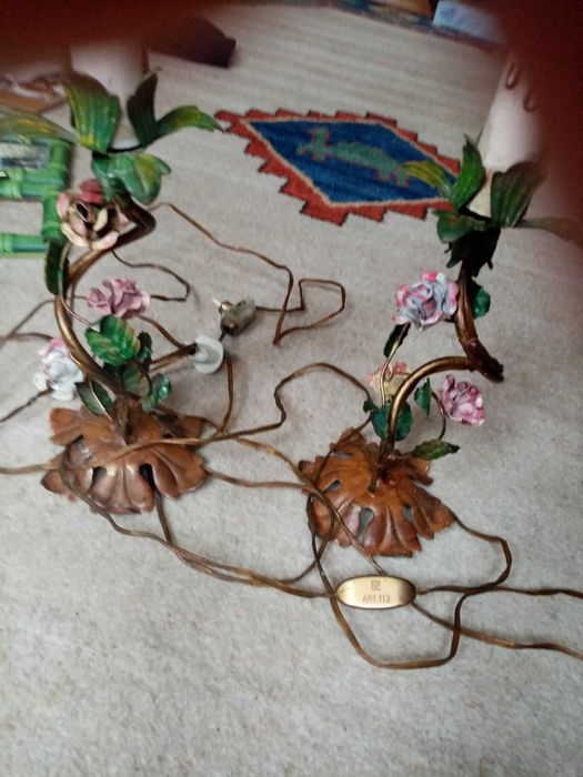 2 lămpi, veioze Florentinei, perfect funcționale și estetice