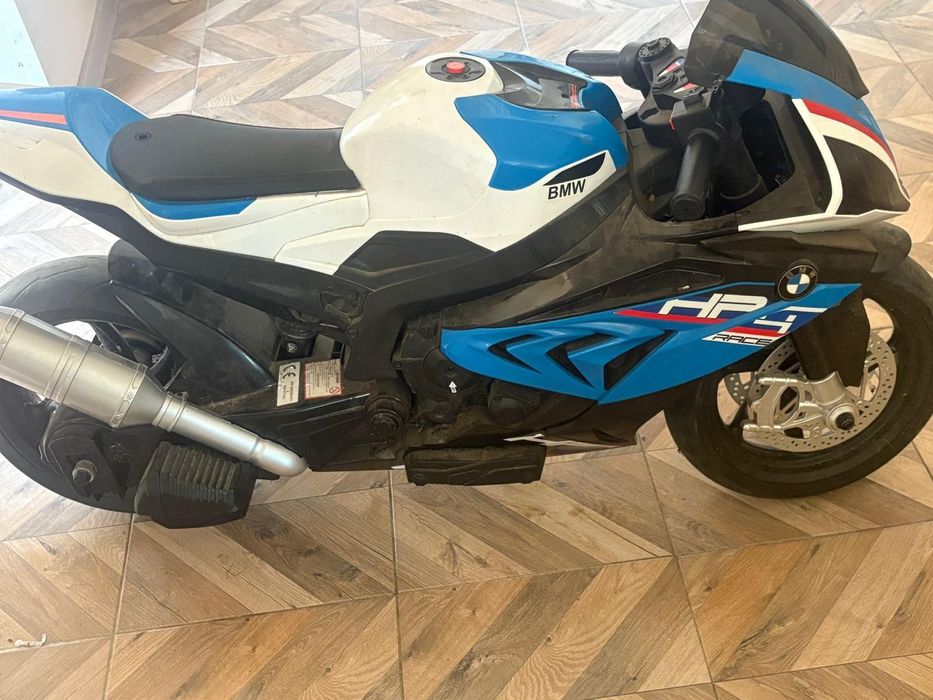 Motocicleta bmw hp4