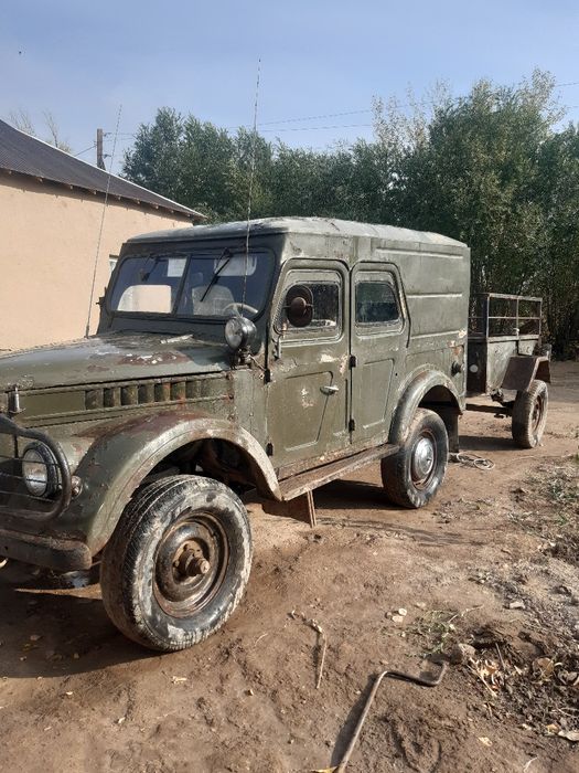 Uaz 69  mator va karobka va mos gaz 24 niki