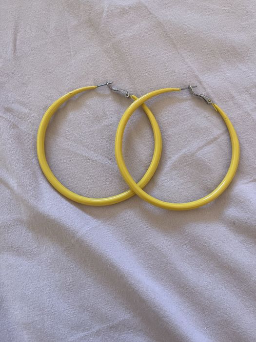 Различни видове обеци