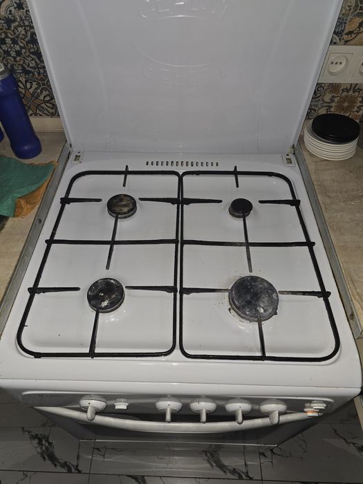 Газ плита Гефест сотилади