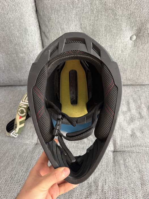 Cască bicicletă KALI (58-59cm) + ochelari ONEAL