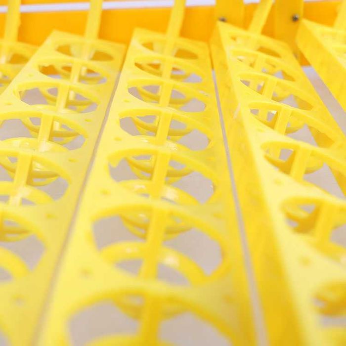 Incubator automat UNITEH 63 oua gasca /252 oua prepelita NOU