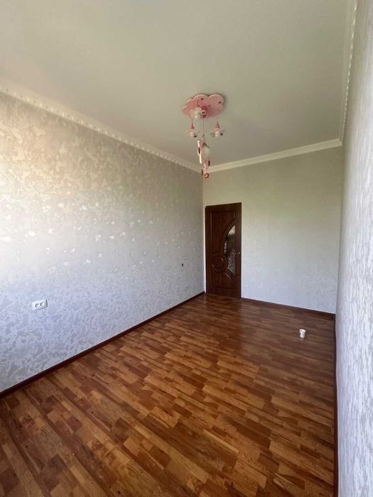 Юнусобод 15кв 4/4/4 Сотилади