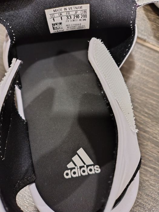 Adidas бели сандали