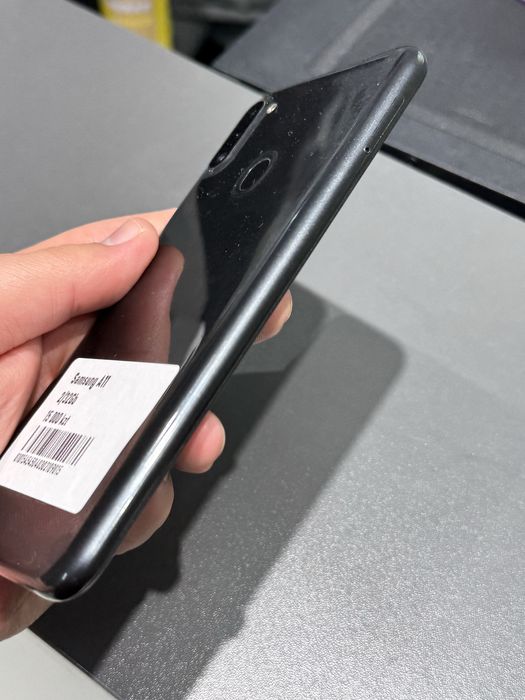 Samsung A11 32gb все работает