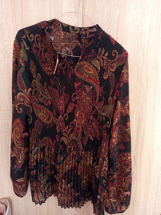 Блуза,нова 36 рр