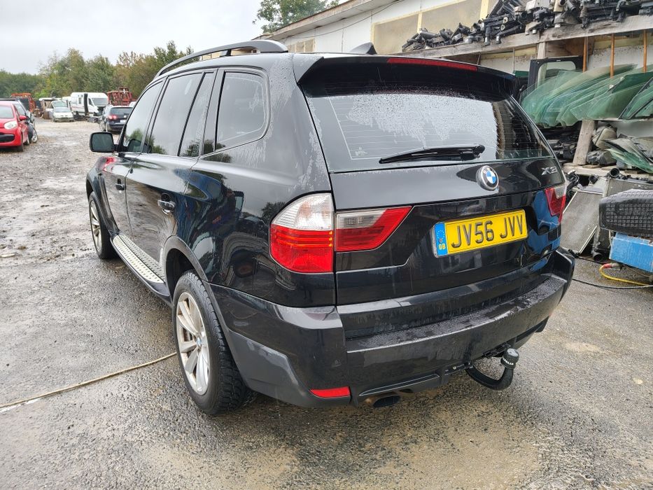 Piese ușa neagra aripa cutie viteze haion planetare injectoare turbina cardan fata jug fata spate răcitor ecu  grup compresor ecu abs egr BMW X3 2006